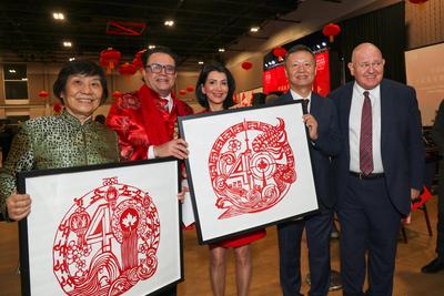 TORONTO, CANADA - JANUARY 10: Canadian federal congressman Majid Jowhari (L2) and his wife (C), Consulate-General of the-stock-foto