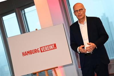 Peter Tschentscher und die SPD Hamburg stellen ihre Wahlkampagne 2025 vor-stock-foto