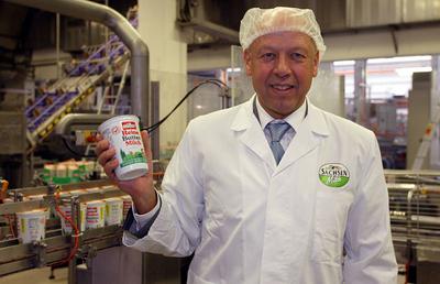 Theo M?ller von M?llermilch Theo M?ller, der Besitzer Inhaber von Sachsen Milch, M?llermilch, aufgenommen w?hrend einer-stock-foto