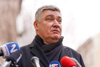 Kroatien: Stichwahl / Zweite Runde Pr?sidentschaftswahl, 2024/2025 - Zagreb, Kroatien; Pr?sident und Spitzenkandidat Zor-stock-photo
