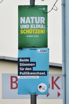 Wahlplakate - Bundestagswahl 2025-stock-photo