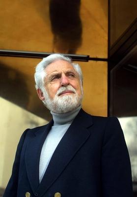 Chemiker Carl Djerassi-stock-foto