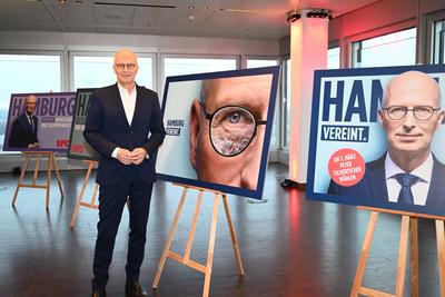 Peter Tschentscher und die SPD Hamburg stellen ihre Wahlkampagne 2025 vor-stock-foto