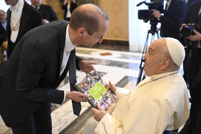 ITALY - POPE FRANCIS  RECEIVES IN PRIVATE AUDIENCE EXECUTIVES OF CONGRES MISSION AT  THE  VATICAN - 2025/1/10-stock-photo