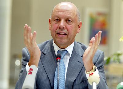 Theo M?ller von M?llermilch Theo M?ller, der Besitzer Inhaber von Sachsen Milch, M?llermilch, aufgenommen w?hrend einer-stock-foto