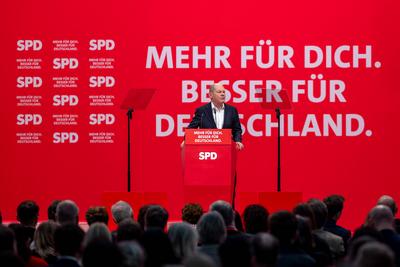 Au?erordentlicher Bundesparteitag der SPD im CityCube Berlin vor Neuwahl des Bundestages-stock-foto