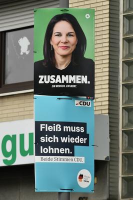 Wahlplakate - Bundestagswahl 2025-stock-photo