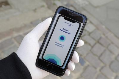 Bilder des Jahres 2020, News 04 April News Themen der Woche KW15 News Bilder des Tages Die Corona-Datenspende-App des R-stock-photo
