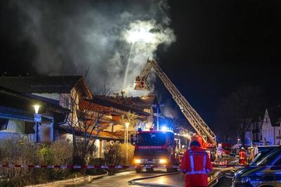 10.01.2025, Brand in Parkhaus-stock-foto