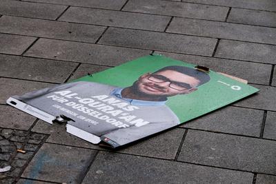 D?sseldorf 11.01.2025 Wahlkampf Wahlkampfplakat Bundestagswahl Wahlplakat Bundestagswahlplakat Die Gr?nen Anas Al-Qura?-stock-foto
