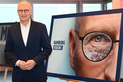 Peter Tschentscher und die SPD Hamburg stellen ihre Wahlkampagne 2025 vor-stock-foto