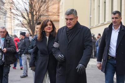 Kroatien: Stichwahl / Zweite Runde Pr?sidentschaftswahl, 2024/2025 - Zagreb, Kroatien; Pr?sident und Spitzenkandidat Zor-stock-photo