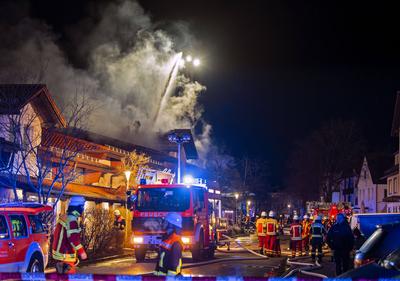 10.01.2025, Brand in Parkhaus-stock-foto