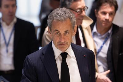 Sarkozy trial on charges of accepting illegal campaign financing from Libya-stock-foto