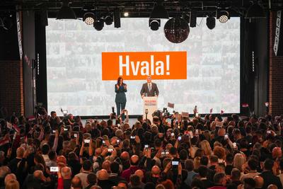 Kroatien: Stichwahl / Zweite Runde Pr?sidentschaftswahl, 2024/2025 - Wahlparty des Pr?sidenten und Spitzenkandidaten Zor-stock-photo