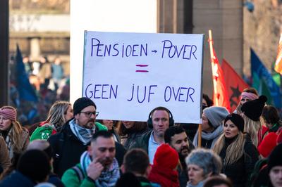 National strike and protestation march against pension budget plans, organised by the public sector in Brussels Capital-stock-foto