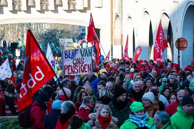 National strike and protestation march against pension budget plans, organised by the public sector in Brussels Capital-stock-foto