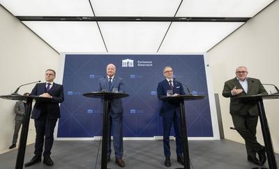 20250113 Pressegespraech FPOE-OEVP bzgl Koalitionsgespraechen-stock-foto