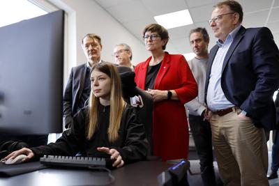Sahriilol, Karl Lauterbach, Saskia Esken und Torsten Burmester-stock-foto