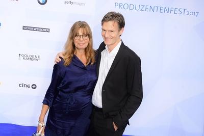 Maren Gilzer und Freund Harry Kuhlmann Empfang und roter Teppich zum Produzentenfest 2017 in Haus d-stock-photo