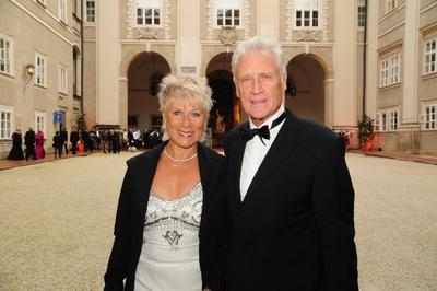 30.8.2014, Robert Atzorn, Gattin Angelka Hartung, Festspielball, Residenz, Salzburger Festspiele-stock-foto