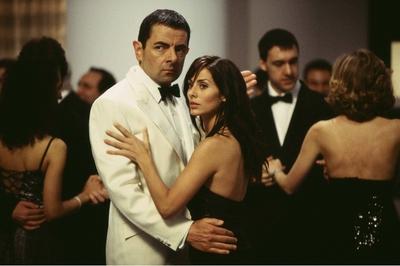Johnny English - filmstill JOHNNY ENGLISH ROWAN ATKINSON NATALIE IMBRUGLIA Filmstill - Editorial Use Only Ref: FB Suppli-stock-foto
