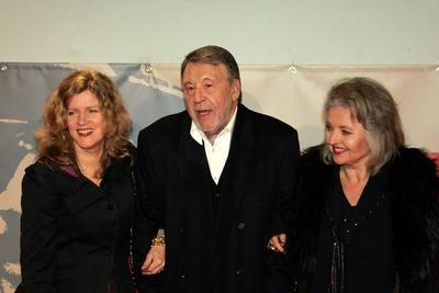 Schauspielerin Barbara Sukowa (li., GER), Schauspieler G?nter Lamprecht (Mitte, GER) und Schauspielerin Hanna Schygulla-stock-photo