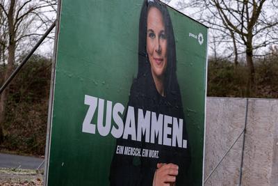 Winterwahlkampf 2025 ? Wahlplakat der Gr?nen mit Annalena Baerbock-stock-foto
