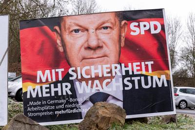 Winterwahlkampf 2025 ? Olaf Scholz auf SPD-Wahlplakat-stock-foto