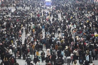 2025 Spring Festival Travel Rush Kicked Off-stock-foto