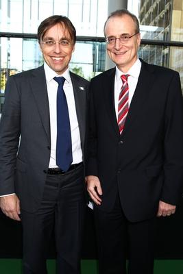 Andreas Wiehle und Christian Nienhaus bei der Festveranstaltung anlaesslich des 100. Geburtstages von Axel Springer in d-stock-foto