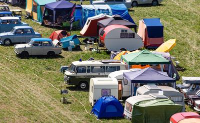 Trabi meeting H?ntwangen, Switzerland, 24th Aug 2024: The participants of the Trabi meeting in Switzerland are camping o-stock-photo