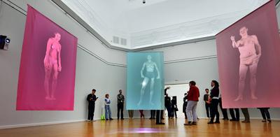 Von Holzschnitt und Pinsel zu Computer und Videokunst in den Chemnitzer Kustsammlungen Kunstsammlungen Chemnitz ab 17. 1-stock-photo
