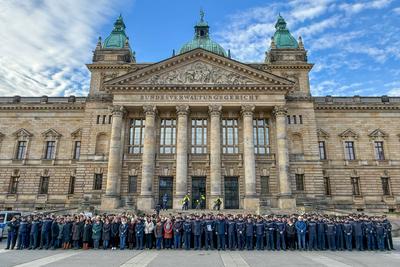 Leipzig - Schweigeminute f?r toten Polizisten: S?chsische Beamte gedenken get?teten Kollegen Maximilian Stoppa-stock-photo
