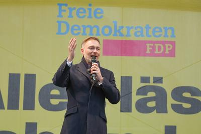 FDP-Wahlkampf: Christian Lindner tourt  durch Niedersachsen-stock-foto