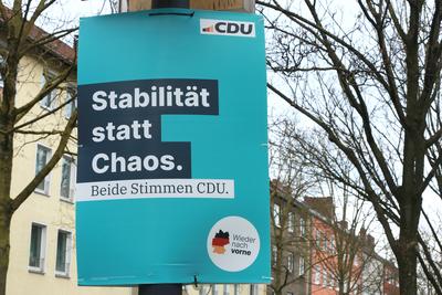 14.01.2025 Dortmund, Die Parteien haben ihre Plakataktionen begonnen. Plakate der SPD, CDU, FDP, Die Gr?nen, Volt und ML-stock-foto