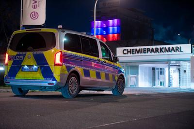 Drohnenspionage im Chemiepark Marl? Polizei ermittelt nach mysteri?sem Flugobjekt - UFO ?ber Sicherheitszone?-stock-foto