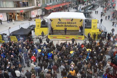 FDP-Wahlkampf: Christian Lindner tourt  durch Niedersachsen-stock-foto
