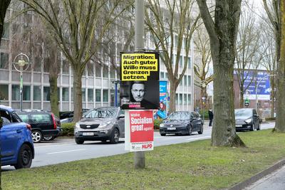 14.01.2025 Dortmund, Die Parteien haben ihre Plakataktionen begonnen. Plakate der SPD, CDU, FDP, Die Gr?nen, Volt und ML-stock-foto