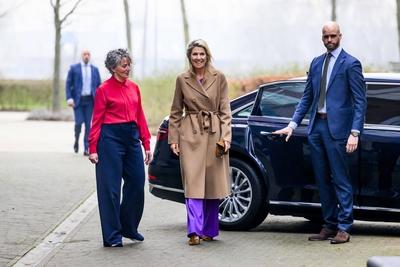 Queen M?xima visits community art project Thuis, Den Haag, The Netherlands-stock-foto