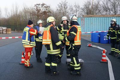 B?ttelborn 15.01.2025: Ausgetretenes Gefahrgut bei HEGRO-stock-foto