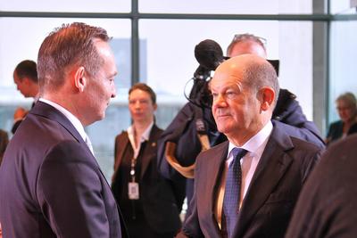 Berlin, Deutschland, 15.01.2025: Bundeskanzleramt: 125. Kabinettssitzung: Bundesminister f?r Digitales und Verkehr und z-stock-foto