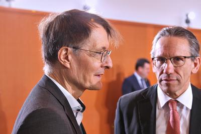 Berlin, Deutschland, 15.01.2025: Bundeskanzleramt: 125. Kabinettssitzung: Bundesminister f?r Gesundheit Karl Lauterbach-stock-foto