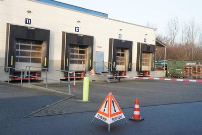 B?ttelborn 15.01.2025: Ausgetretenes Gefahrgut bei HEGRO-stock-foto