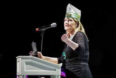 N?rrisches Steckenpferd 2025 f?r Tina Hassel-stock-foto