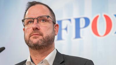 20250115 FPOe PK mit Generalsekretaer und Mediensprecher C. Hafenecker - Praesentation des FPOe-Medienhauses-stock-foto