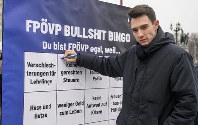 20250115 Medienaktion SJOE gegen FPOE OEVP Koaltion-stock-foto