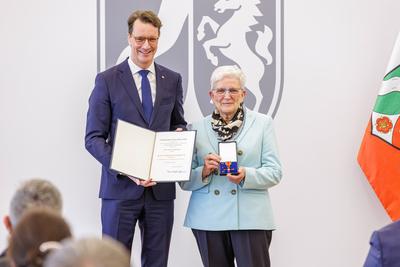Verdienstorden der Bundesrepublik Deutschland-stock-foto