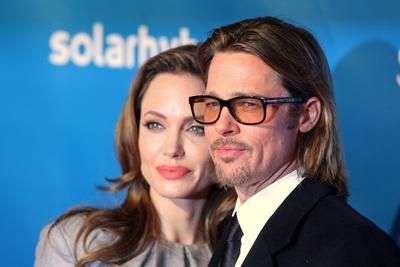 14 02 2012 Berlin Deutsch Berlin Deutschland Angelina Jolie Schauspielerin und Brad Pitt S-stock-photo