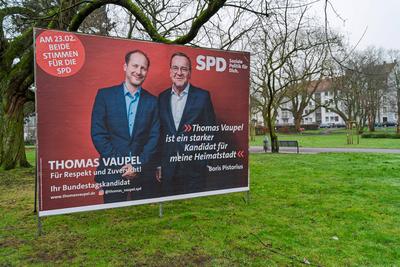 Wahlplakate f?r die Bundestagswahl 2025-stock-foto